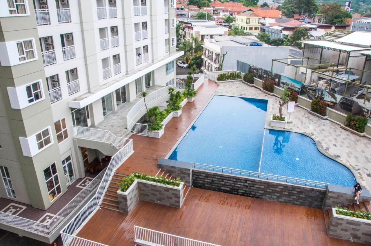 Skyland City Hotel Jatinangor Cilimus المظهر الخارجي الصورة